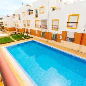 https://quinta-da-gomeira-by-algartur.hotelaalgarve.com